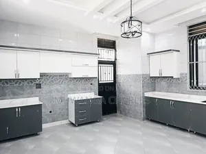 5bdrm Duplex in Fs Properties Ltd, Kira for sale