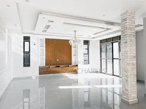5bdrm Duplex in Fs Properties Ltd, Kira for sale