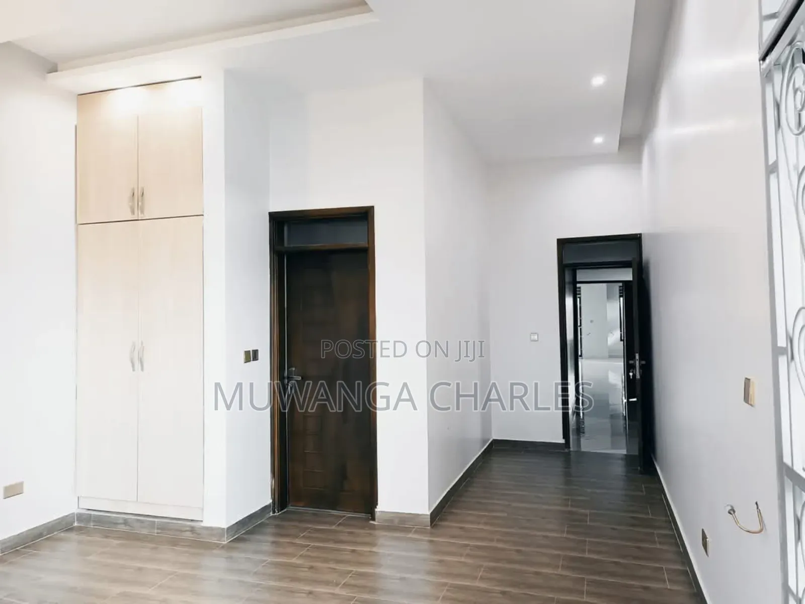5bdrm Duplex in Fs Properties Ltd, Kira for sale