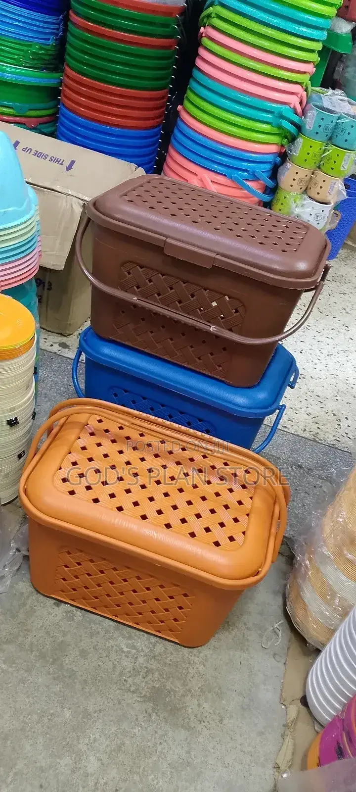 Plastic Shopping Baskets With Cover