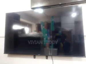 Smart 55" Hisrnse With Hdmi