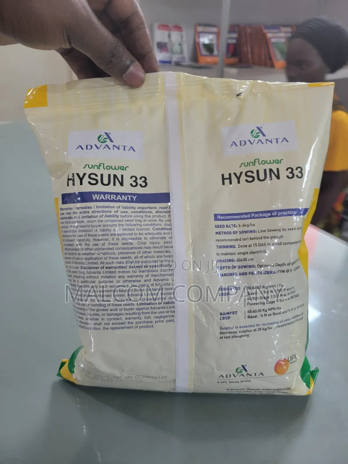 Hysun 33 Sunflower Seeds. 1kg