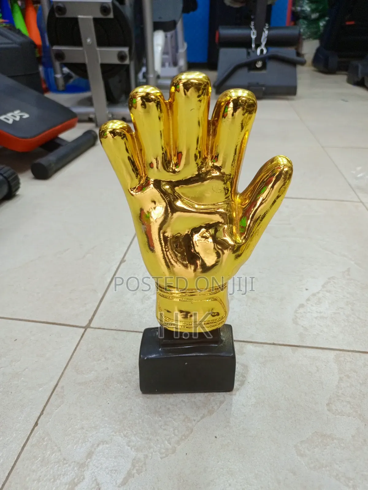 Golden Glove Trophy