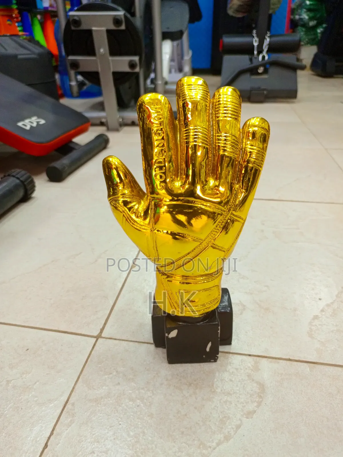 Golden Glove Trophy