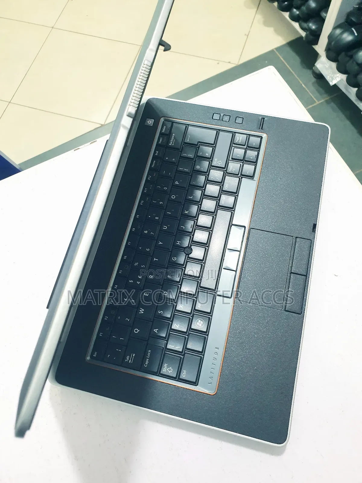 Laptop Dell Latitude E6420 4GB Intel Core I5 HDD 500GB