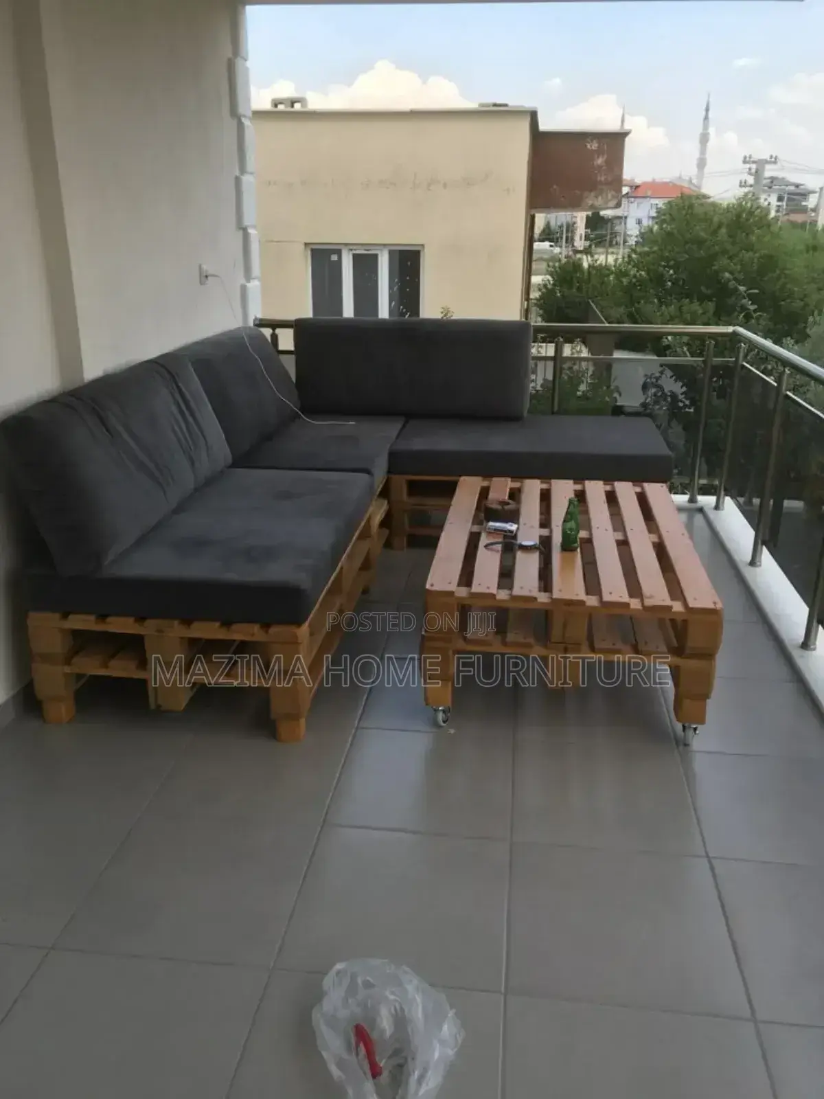 Pallet L Sofa