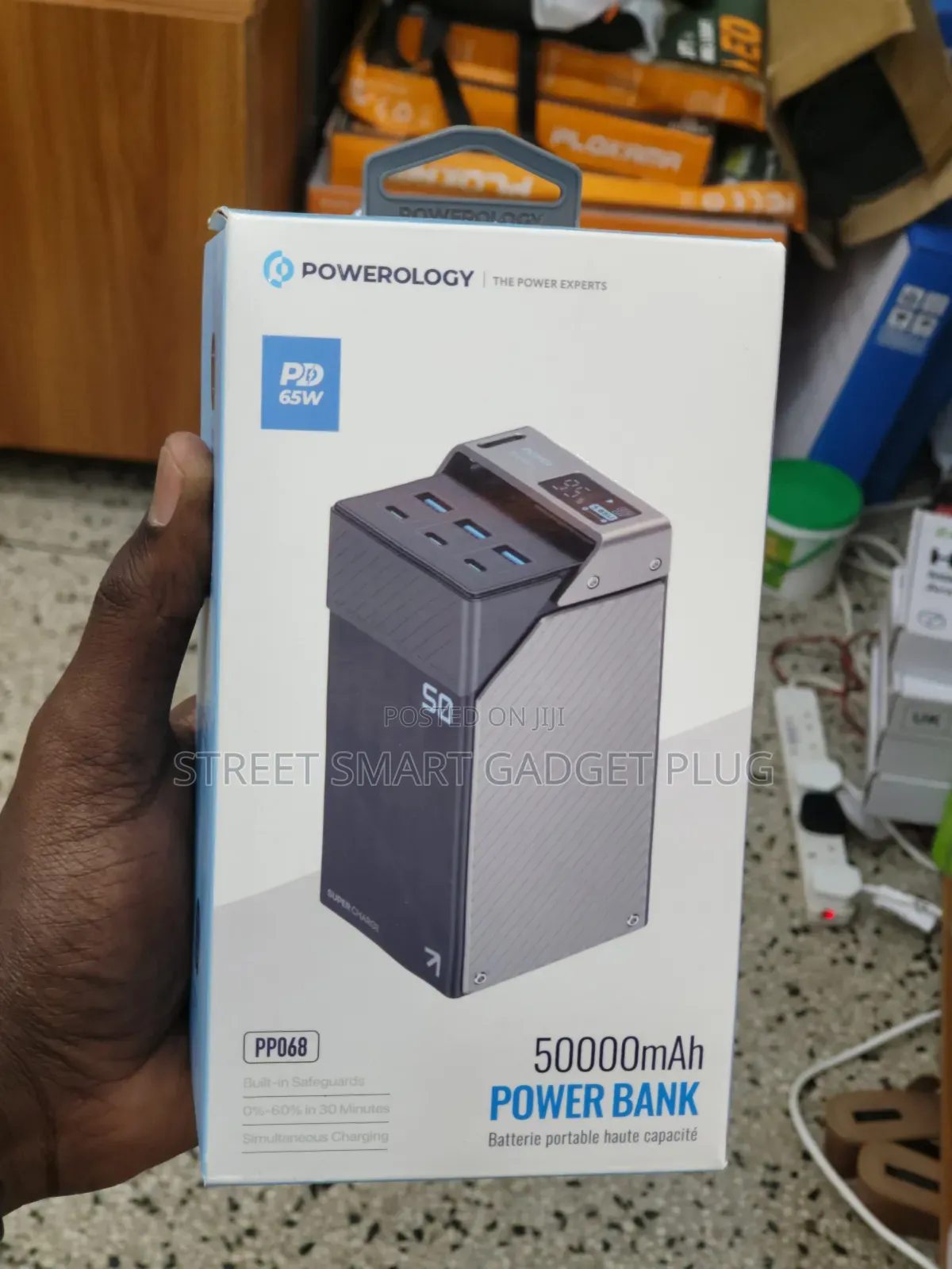 Powerology 65watts Power Bank