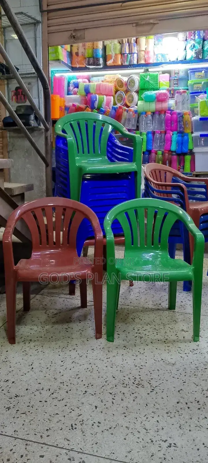 Green and Maroon Plastic Chairs Plastic Chairs Armed