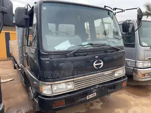 Hino Truck Long