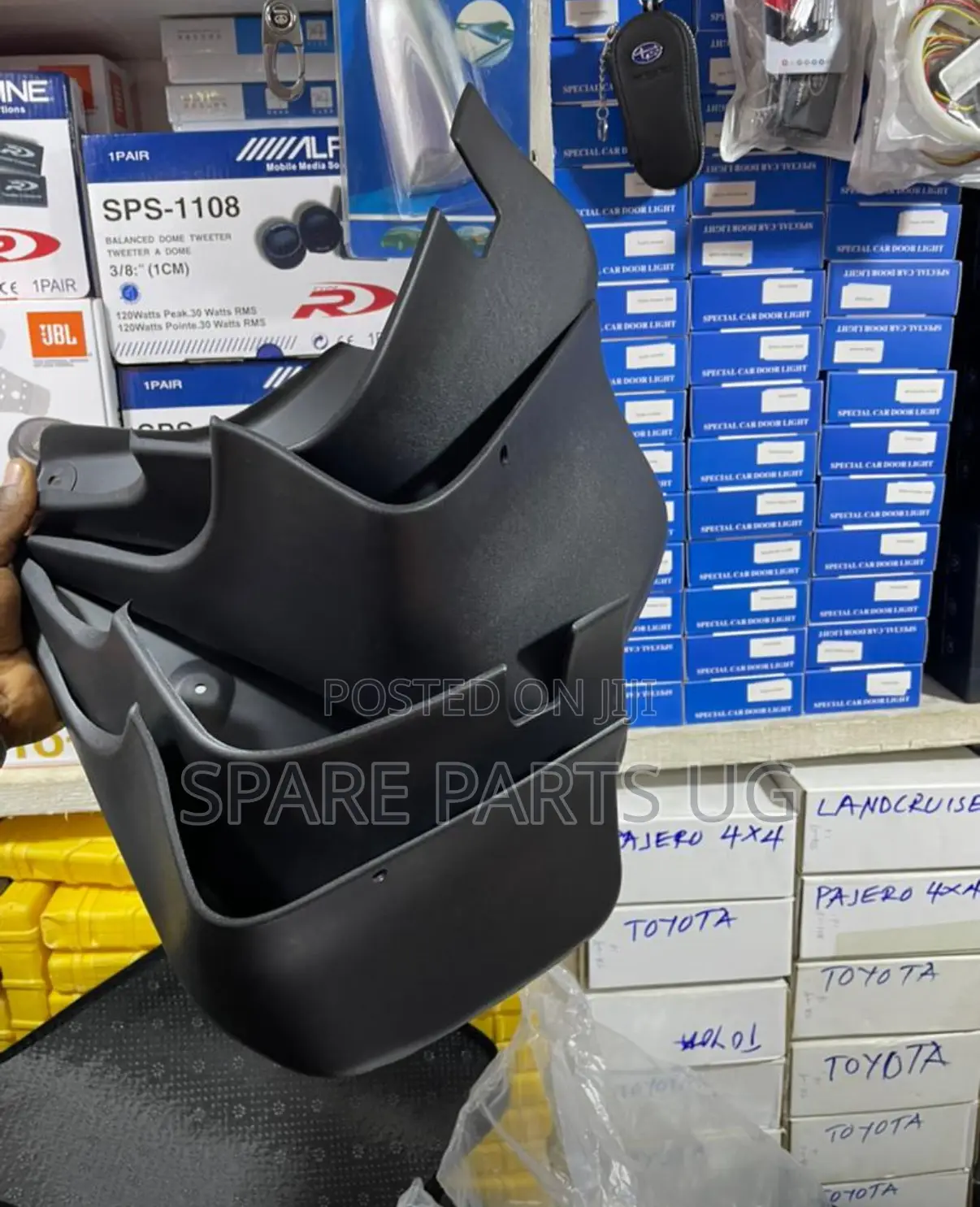 Harrier Kawundo Mudflaps