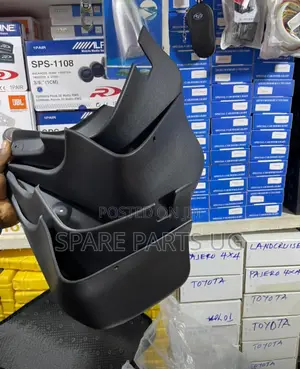 Harrier Kawundo Mudflaps