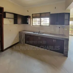 3bdrm Apartment in Fs Properties Ltd, Nakawa for rent