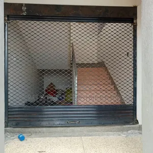 Grill Roll Up Door 9x9ft