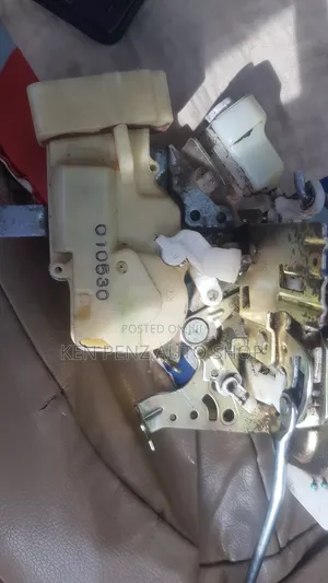 Toyota Harrier Door Actuators