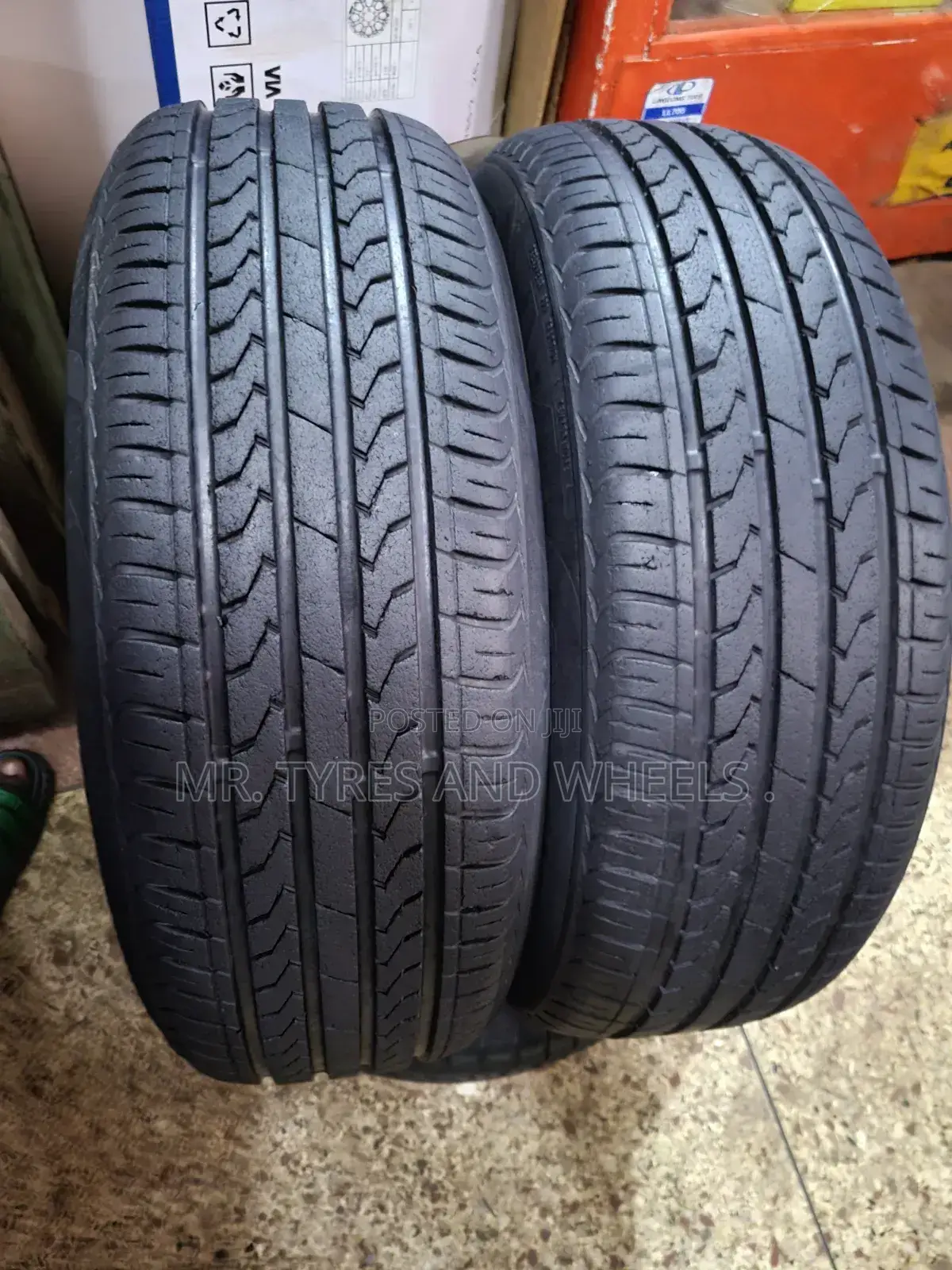 195 65 R15 Used but Still Gd 2 Tires and Very Clear Tires