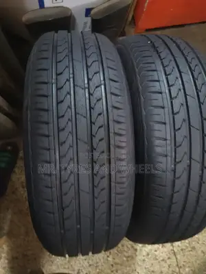 195 65 R15 Used but Still Gd 2 Tires and Very Clear Tires