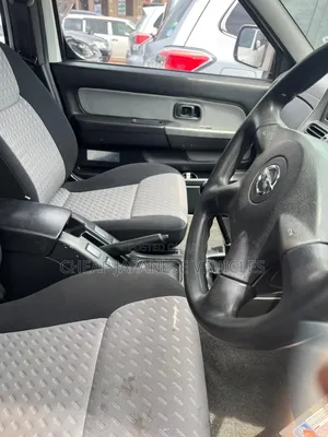 Nissan Hardbody 2015 White