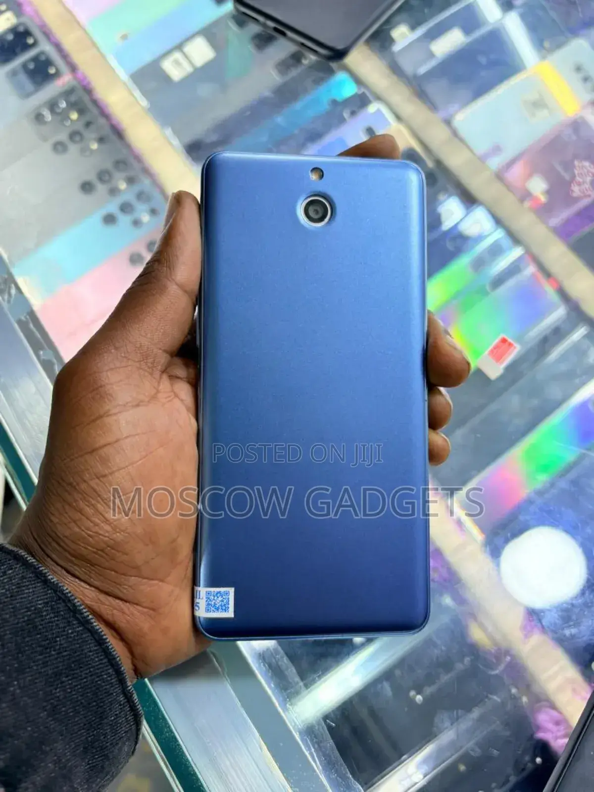 Kyocera Basio 3 KYV43 32 GB Blue