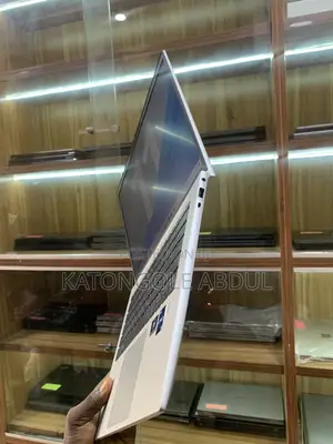 New Laptop HP EliteBook 840 G9 16GB Intel Core I7 SSD 500GB