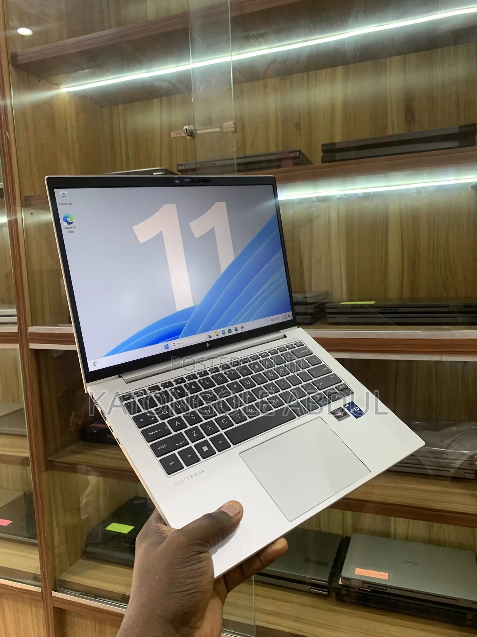 New Laptop HP EliteBook 840 G9 16GB Intel Core I7 SSD 500GB