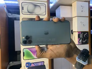 Photo - Apple iPhone 11 Pro Max 64 GB Green