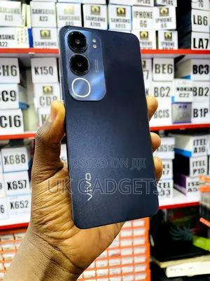Photo - Vivo Y19 128 GB Gray