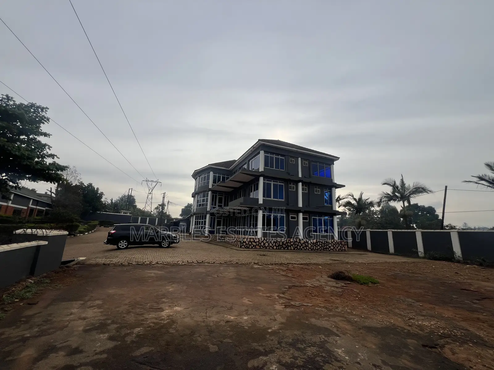 Office Space With Small Warehouse for Rent in Namanve