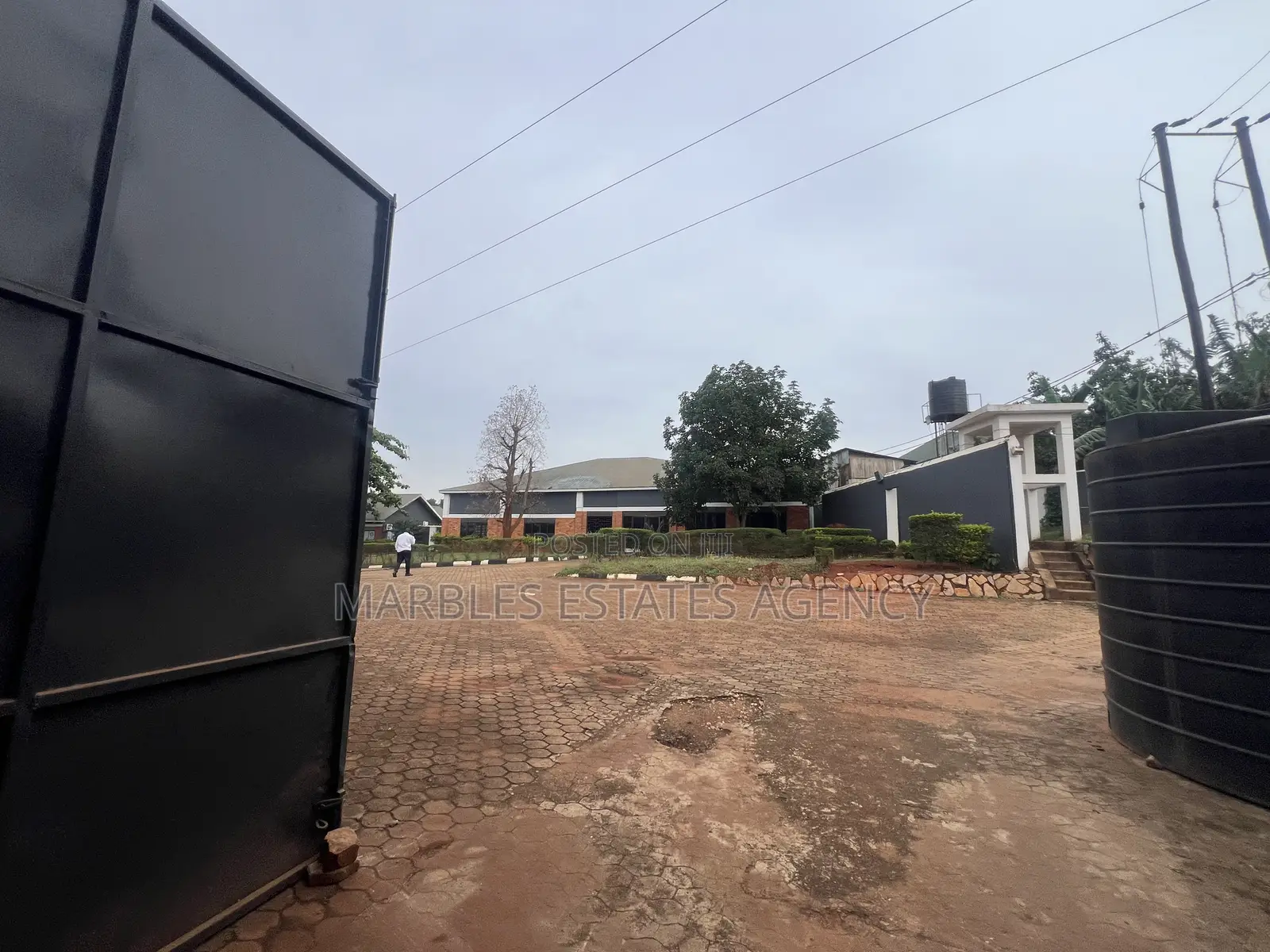 Office Space With Small Warehouse for Rent in Namanve