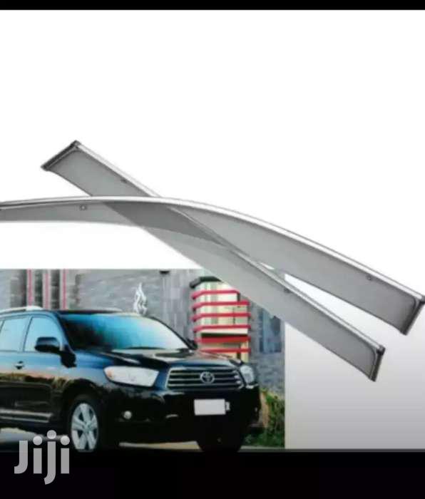 CAR WIND BREAK. OR RAIN SHIELD