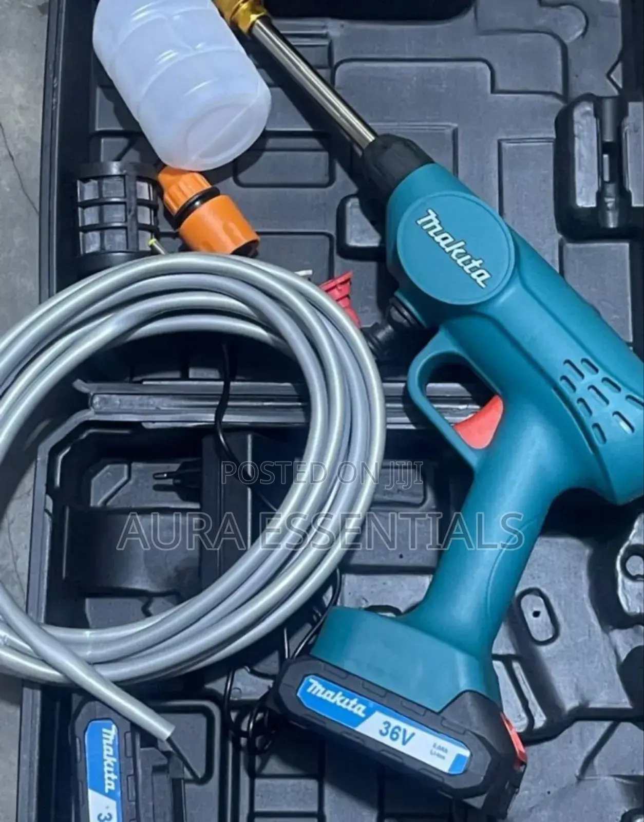 Makita Cordless Car Washer 2 Batteries