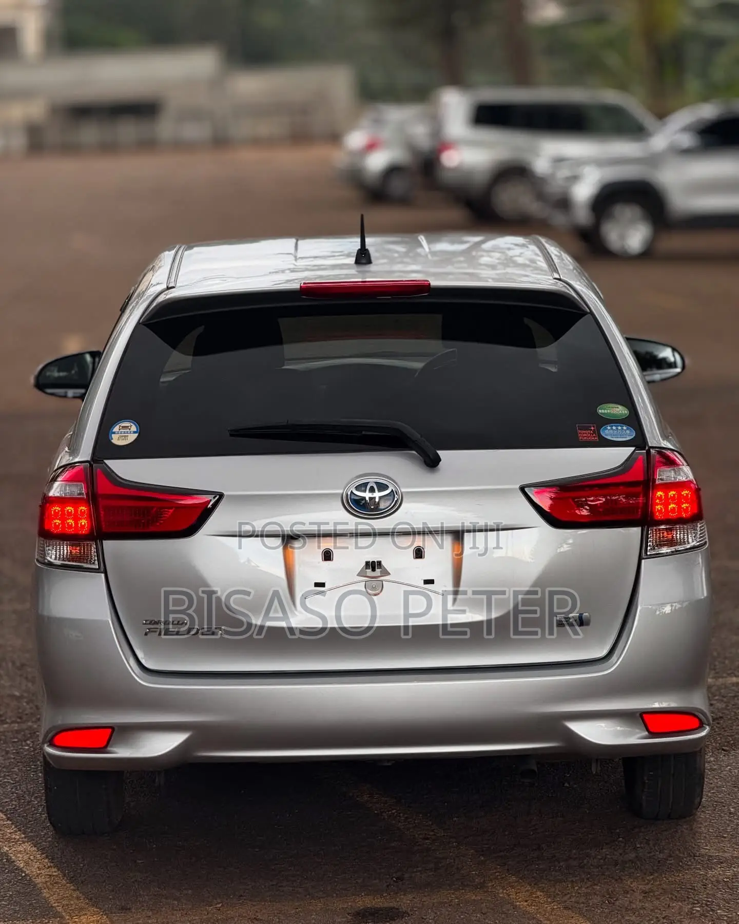 Toyota Corolla Fielder 1.5 Hybrid FWD 2017 Silver