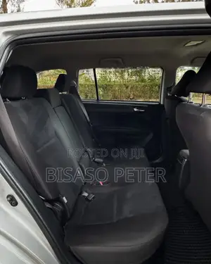 Toyota Corolla Fielder 1.5 Hybrid FWD 2017 Silver