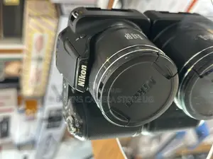 Nikon Coolpix L320