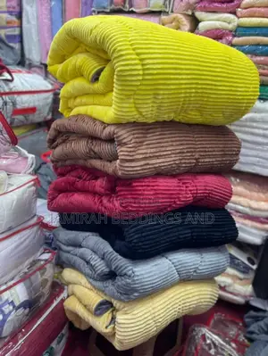 Volvet Bed Cover