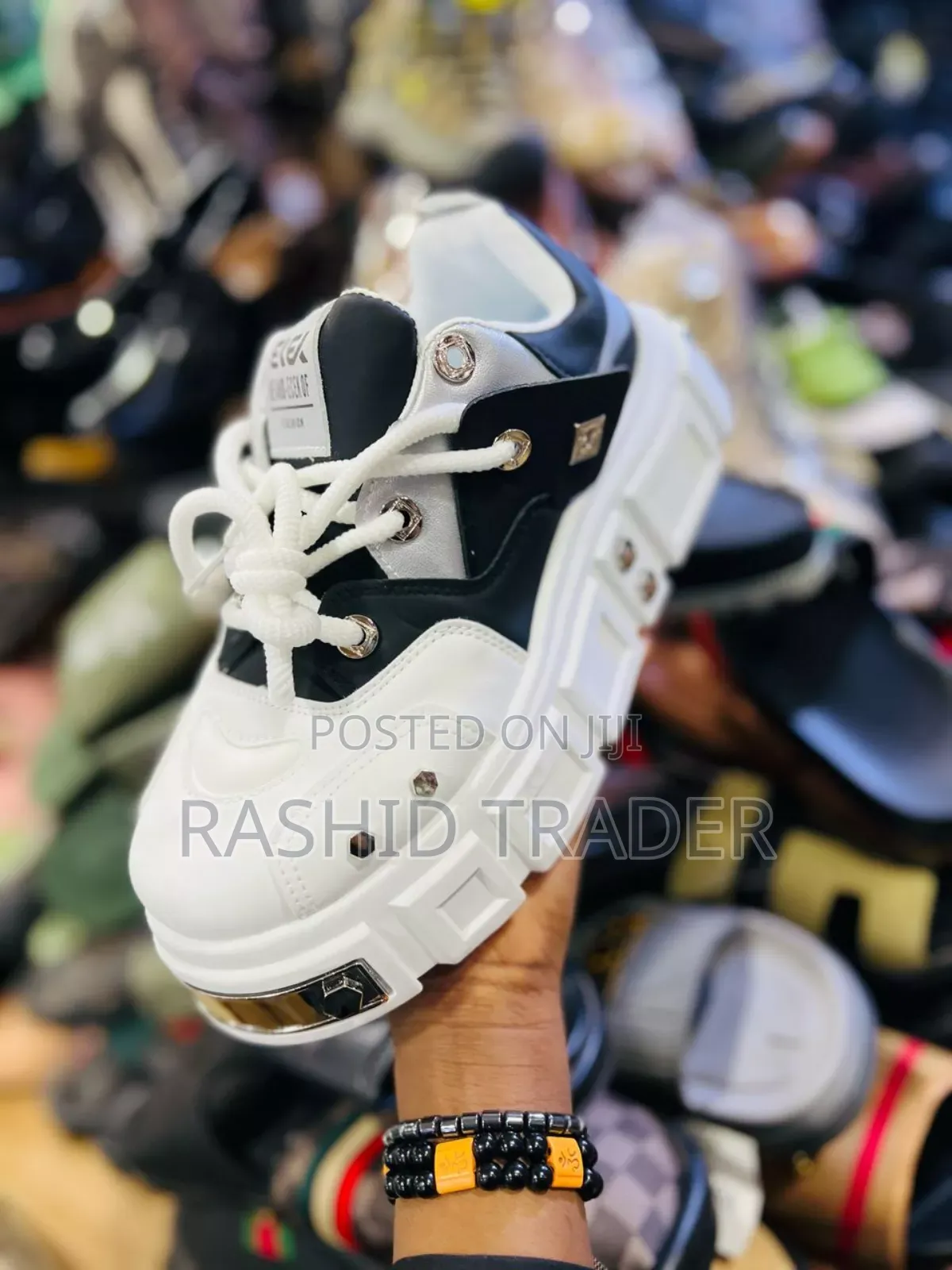 Men's Rivet Sneakers