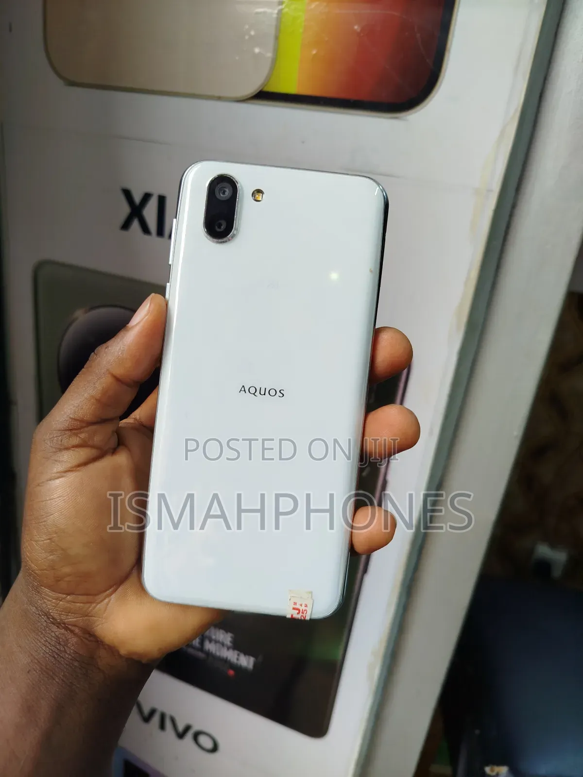 Sharp Aquos R2 64 GB White