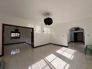 3bdrm House in Kololo, Central Division for rent