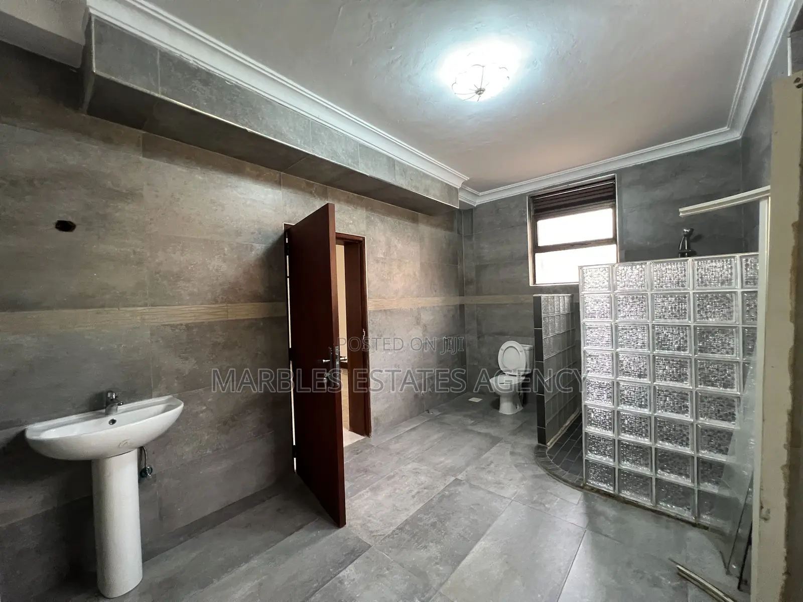 3bdrm House in Kololo, Central Division for rent
