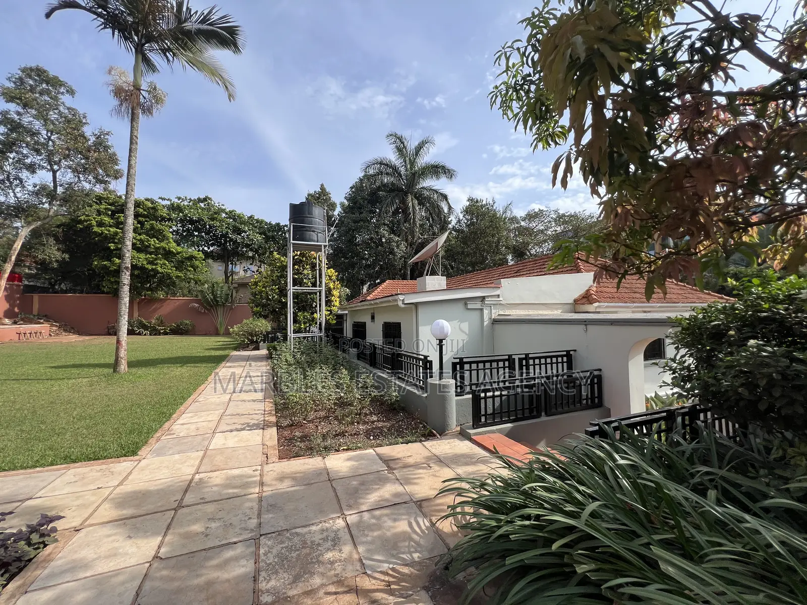 3bdrm House in Kololo, Central Division for rent