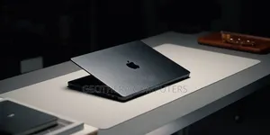 Photo - New Laptop Apple MacBook Pro 16GB Apple M3 Pro SSD 512GB