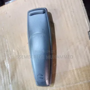 Remote Ad 733
