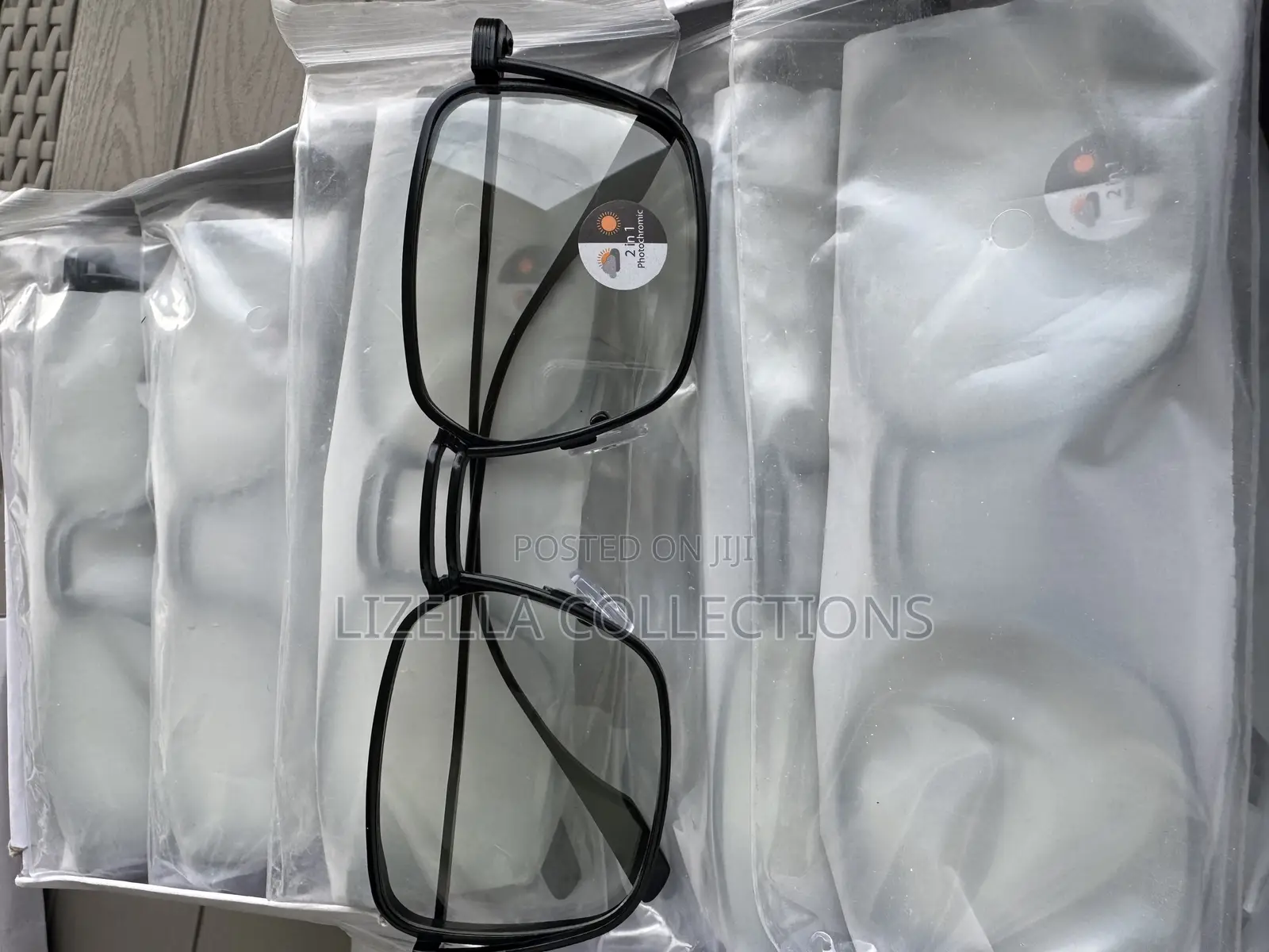 Photochrome Glasses (Uv, Blue Light Sensitive, Out/Indoor)