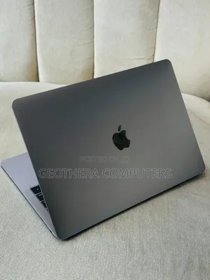 Photo - New Laptop Apple MacBook 2018 16GB Intel Core I7 SSD 512GB