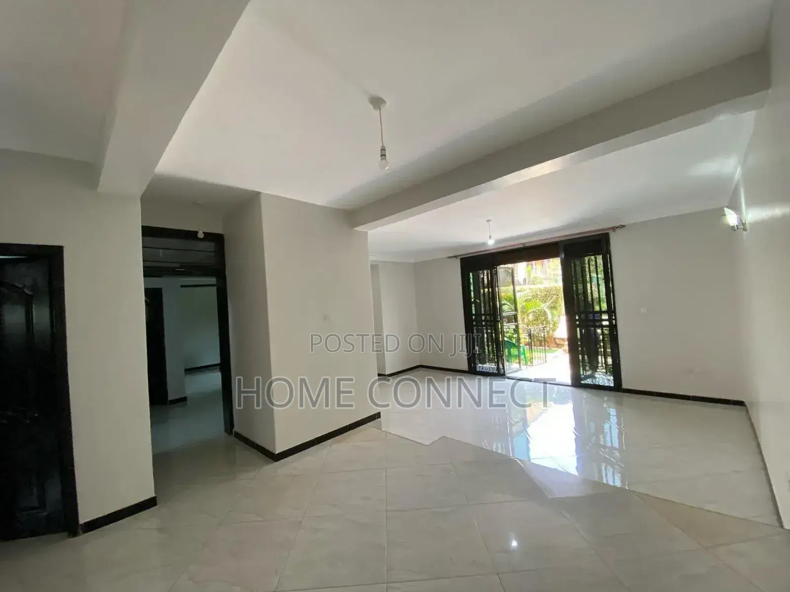 3bdrm Apartment in Kira Mamerito Rd, Central Division for rent