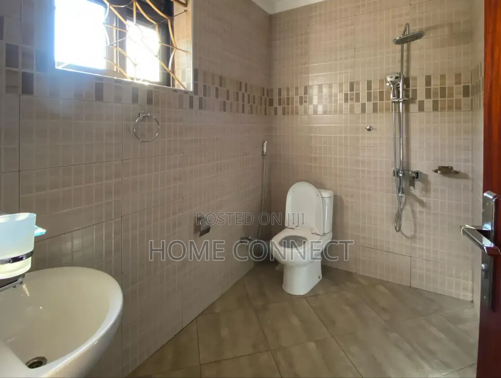 2bdrm Apartment in Muyenga, Central Division for rent