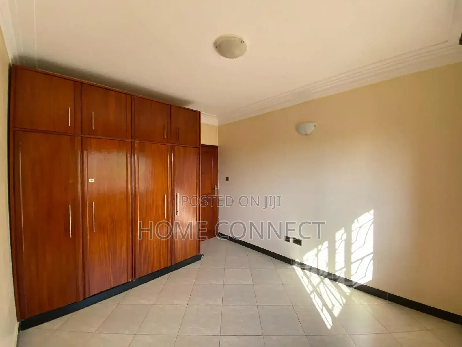 2bdrm Apartment in Muyenga, Central Division for rent