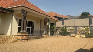 4bdrm Bungalow in Fs Properties Ltd, Division A for sale