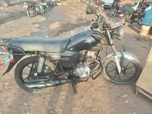 Yamaha Crux 2017 Black