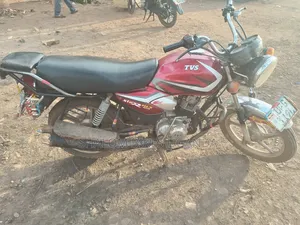 TVS HLX 125 2019 Red