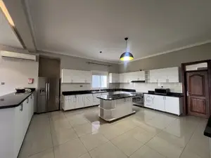 Furnished 5bdrm Penthouse in Kololo, Central Division for rent